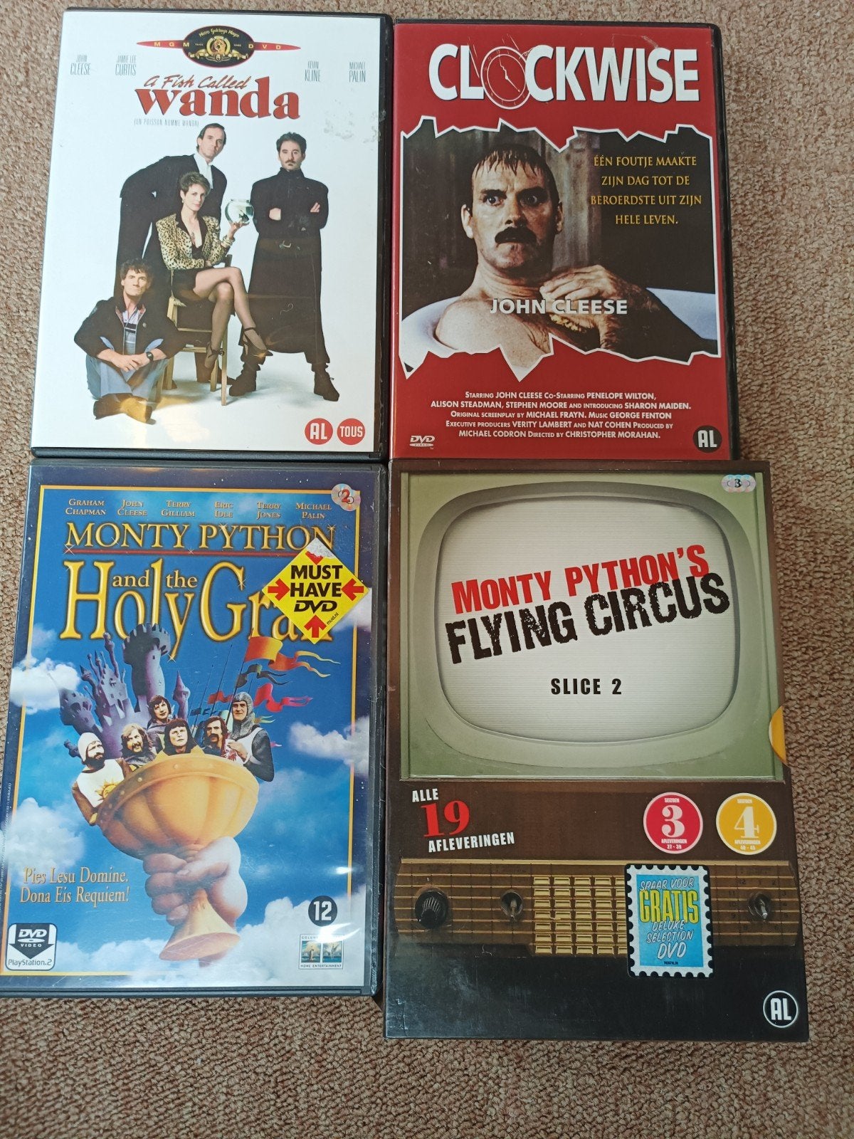 Monty Python: Flying Circus, Holy Grail, Clockwise, A fish.., Nederlands, Ophalen of Verzenden, Vanaf 12 jaar, Inclusief doosje