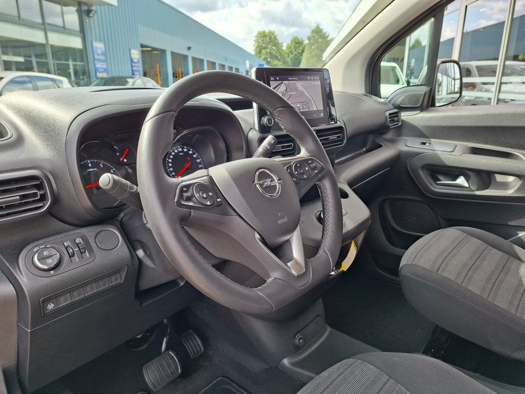 Opel COMBO LIFE 1.2TURBO AUTOMAAT 130PK AIRCO NAVI PDC-CAMER, Auto's, Opel, Automaat, Gebruikt, Bedrijf, Stuurwielverwarming
