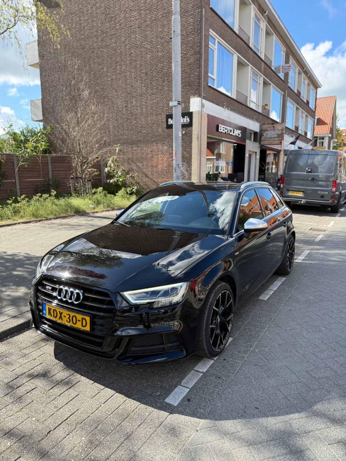 Audi A3 1.4 Tfsi 150 pk S line S-tronic 2016 Zwart, Auto's, Audi, Zwart, 4 cilinders, 150 pk, Leder en Stof