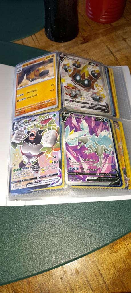 Pokemon boek met goeie pokemons erin, Ophalen of Verzenden
