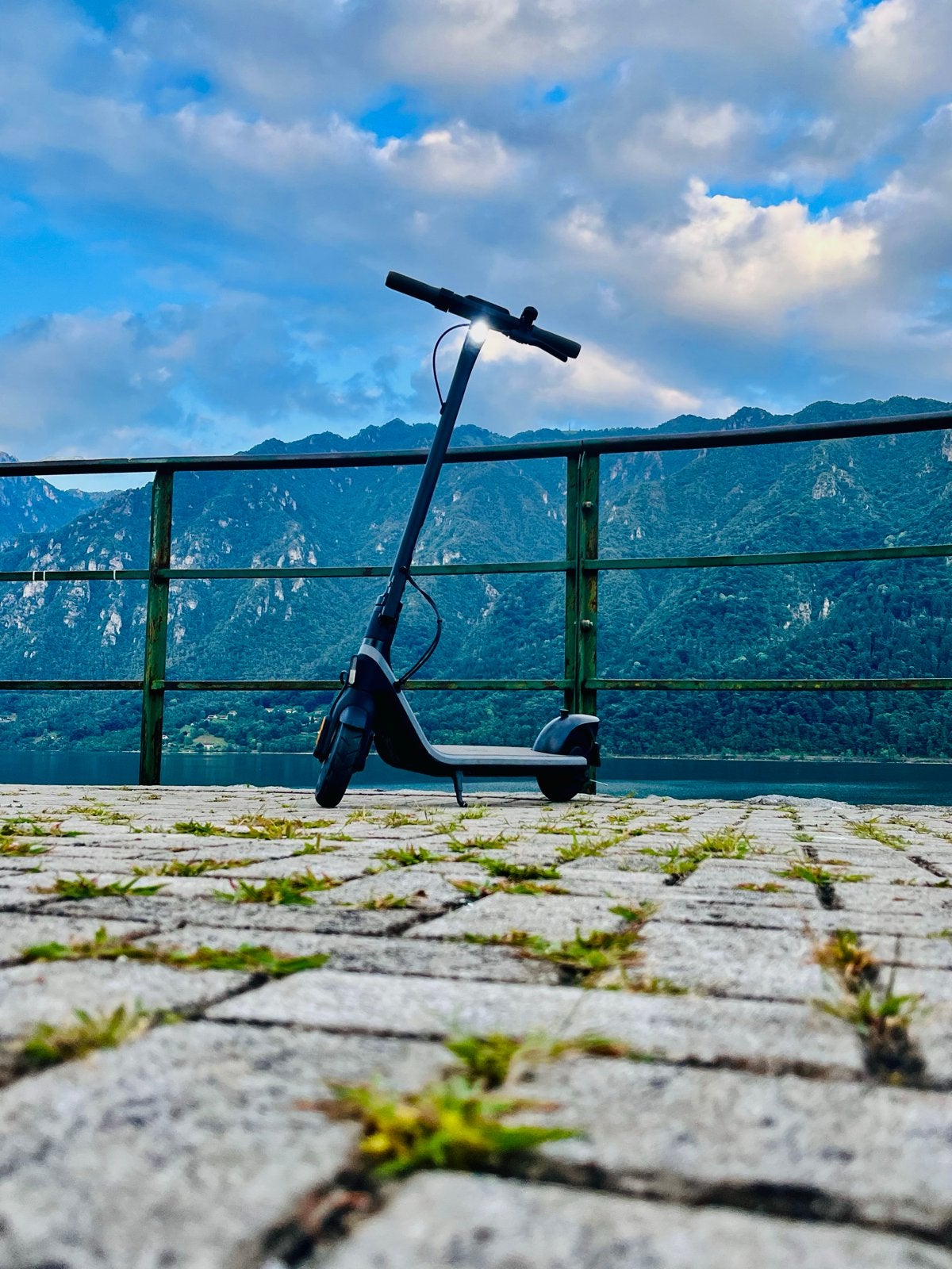 Ninebot E2 Elektrische Step - Zeer Goede Conditie, Fietsen en Brommers, Ophalen, Zo goed als nieuw, Elektrische step (E-scooter)
