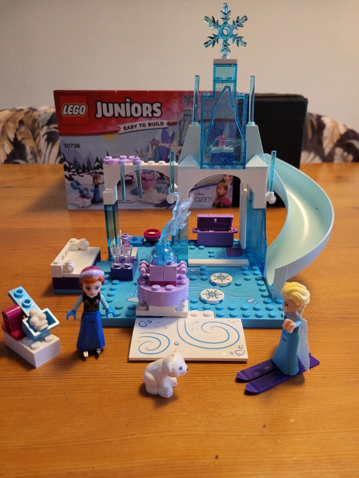 LEGO Juniors Disney Frozen Elsa's IJskasteel (10736), Compleet, Lego, Ophalen of Verzenden, Zo goed als nieuw