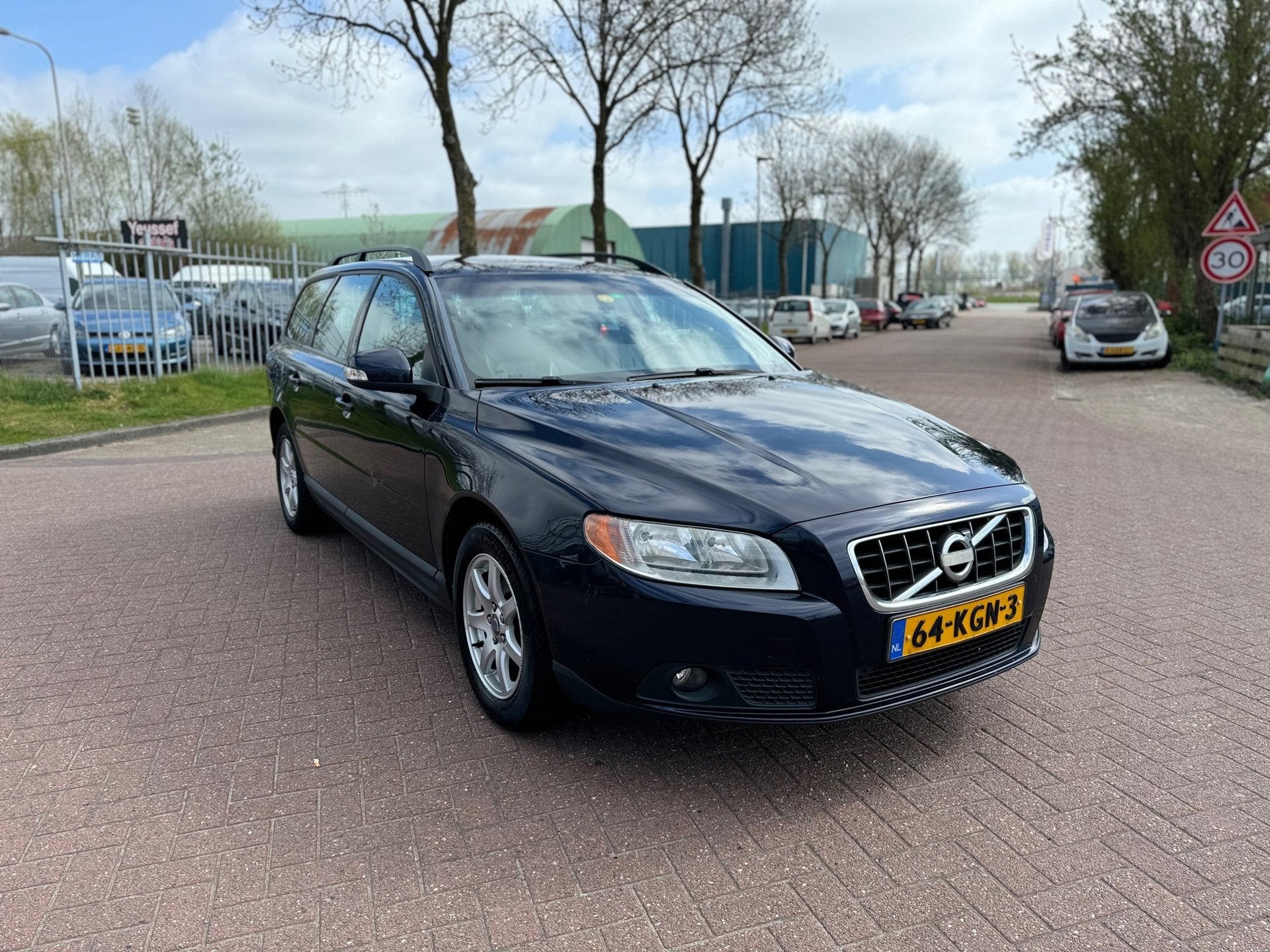 Volvo V70 2.0D Limited Edition, 136 pk, Gebruikt, 4 cilinders, Blauw