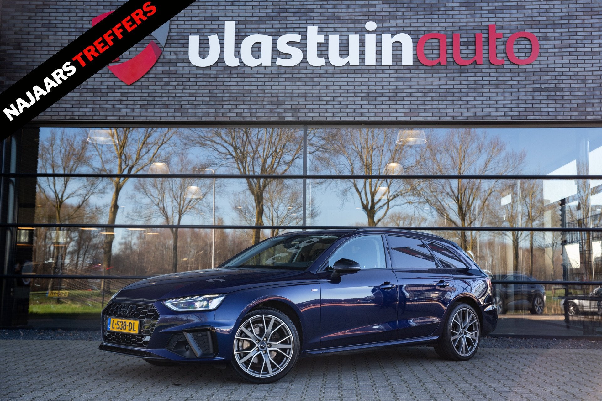 Audi A4 Avant 35 TDI Launch edition S-line , Sportstoelen, C, Auto's, Stof, Gebruikt, 4 cilinders, Blauw