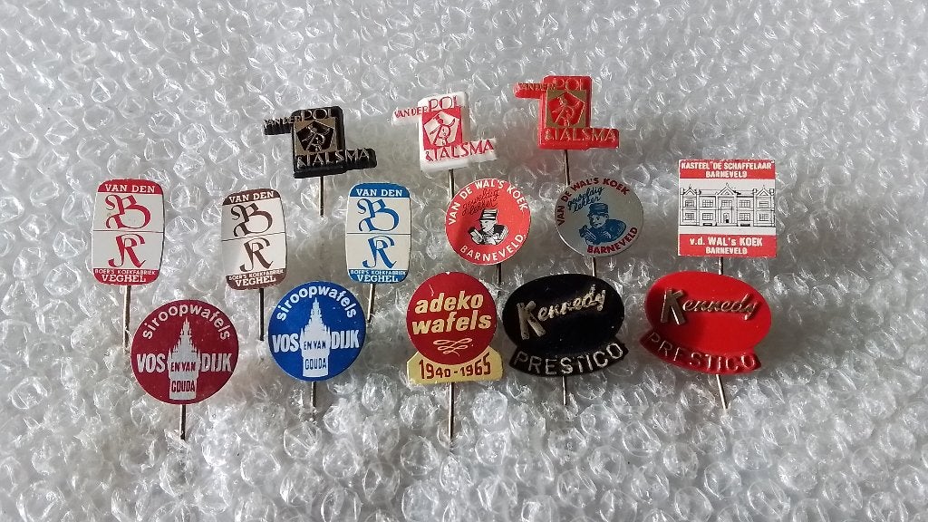 14 verschillende speldjes koek, wafels, Ophalen of Verzenden, Zo goed als nieuw, Overige onderwerpen