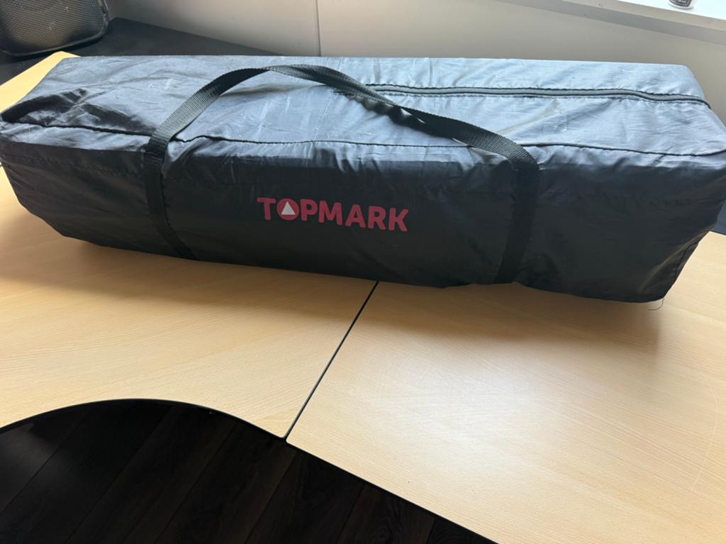 Topmark Campingbed, Ophalen of Verzenden, Zo goed als nieuw, Wieltjes