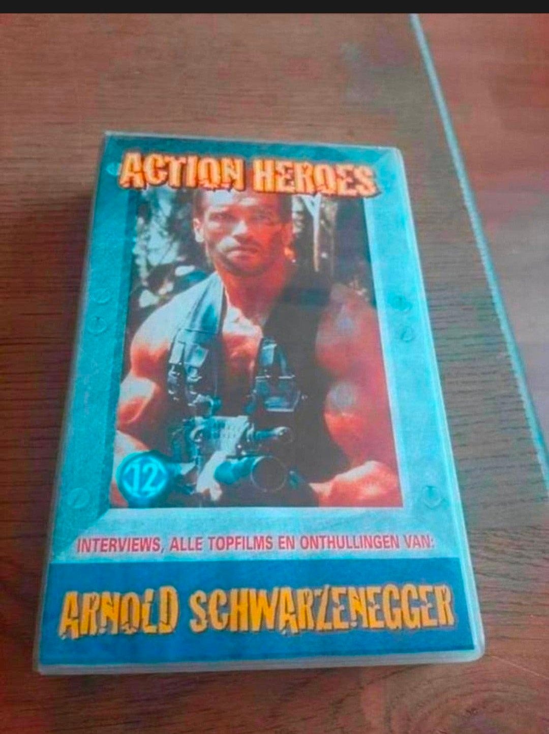 Action Heroes Arnold Schwarzenegger NIEUW IN SEAL, Ophalen of Verzenden, Nieuw in verpakking, Actie en Avontuur, VHS
