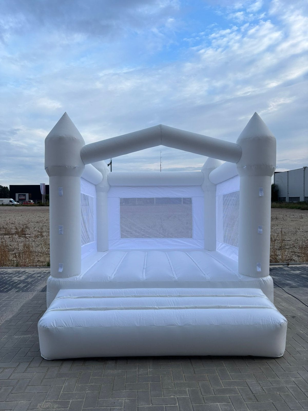 Bruiloft springkussen / witte springkussen 4x3, Ophalen, Zo goed als nieuw, Geboorte of Huwelijk