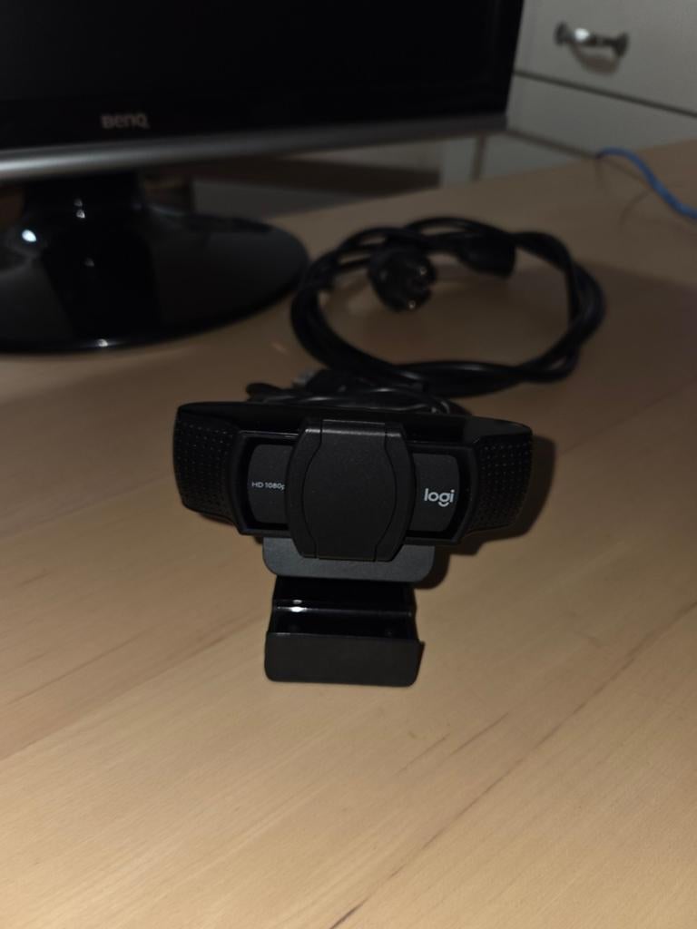 Logitech VU0062 webcam, Computers en Software, Webcams, Ophalen, Zo goed als nieuw
