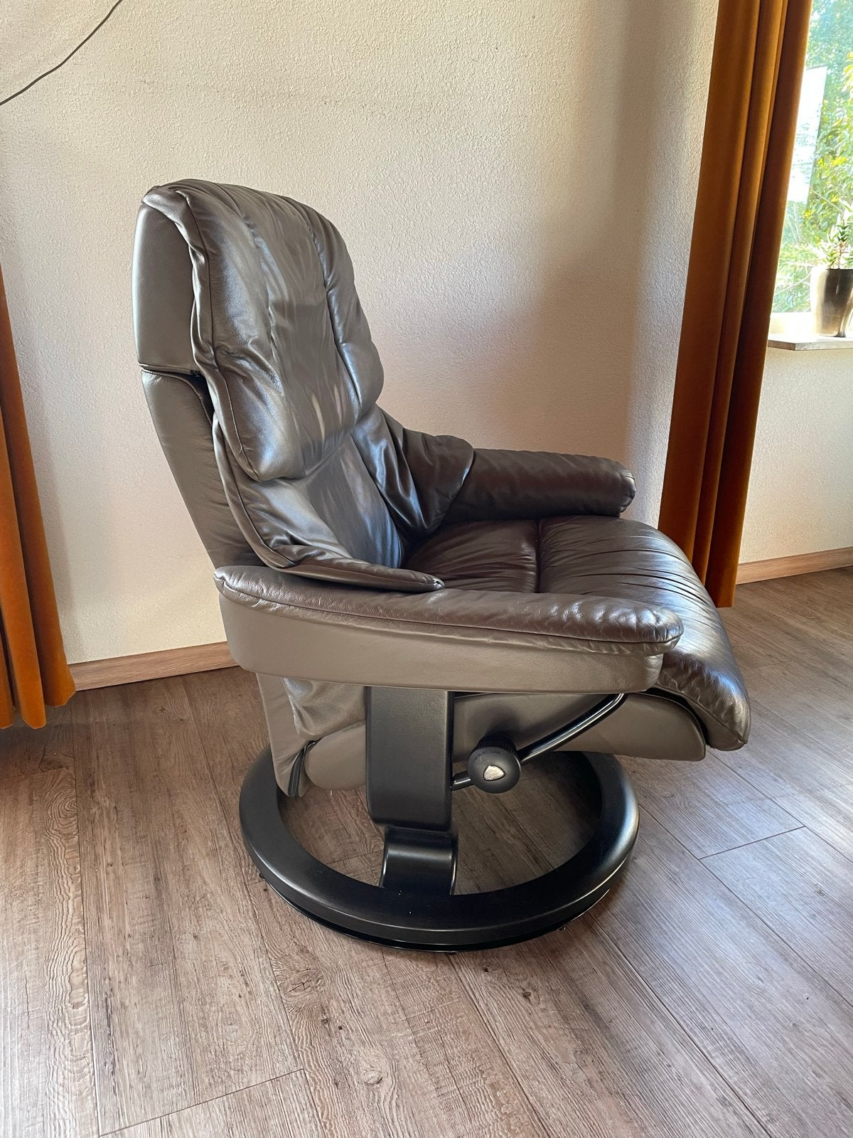 Stressless fauteuil - Bruin leer - Zo goed als nieuw, Ophalen, Zo goed als nieuw, Leer, 75 tot 100 cm
