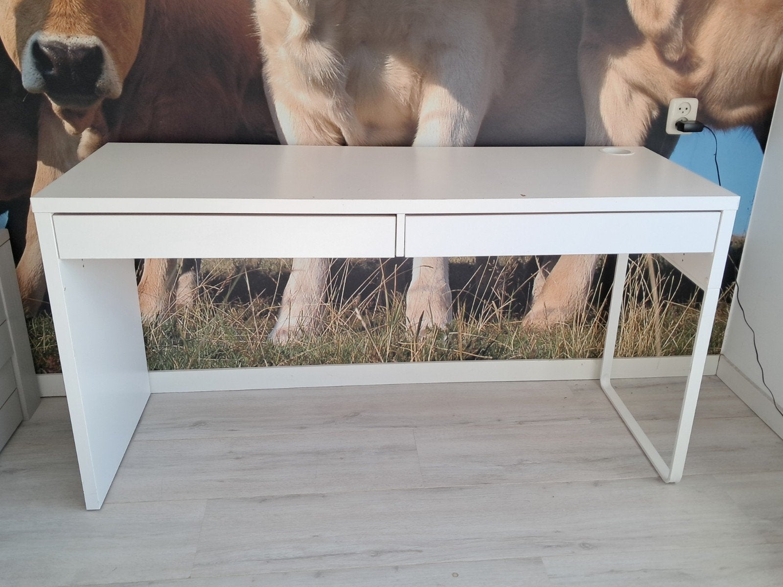 IKEA Micke bureau wit., Ophalen, Gebruikt, Met lades, IKEA