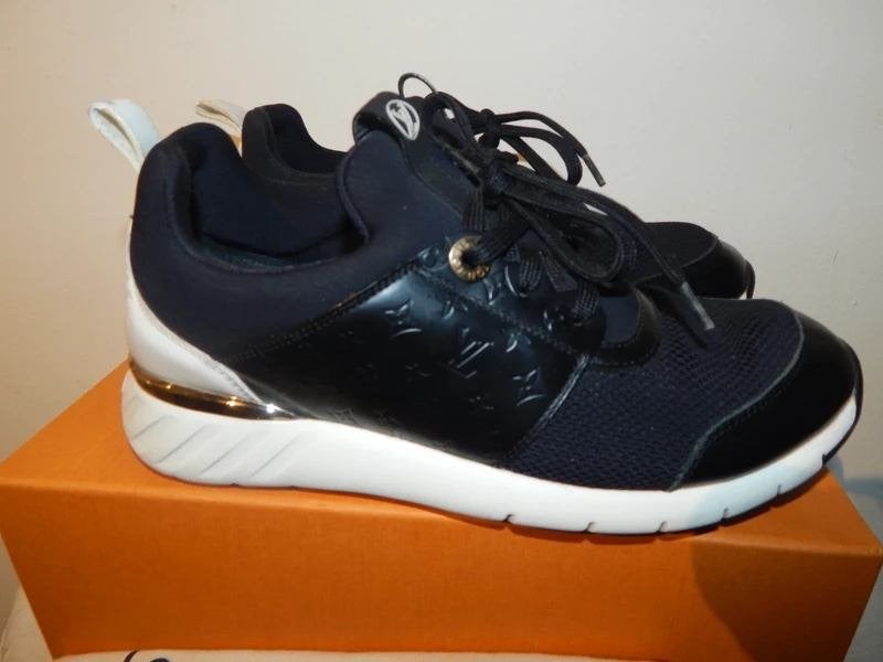 Louis Vuitton zwarte sneakers leer deel monogram in doos36.5, Overige kleuren, Verzenden, Louis Vuitton, Sneakers of Gympen
