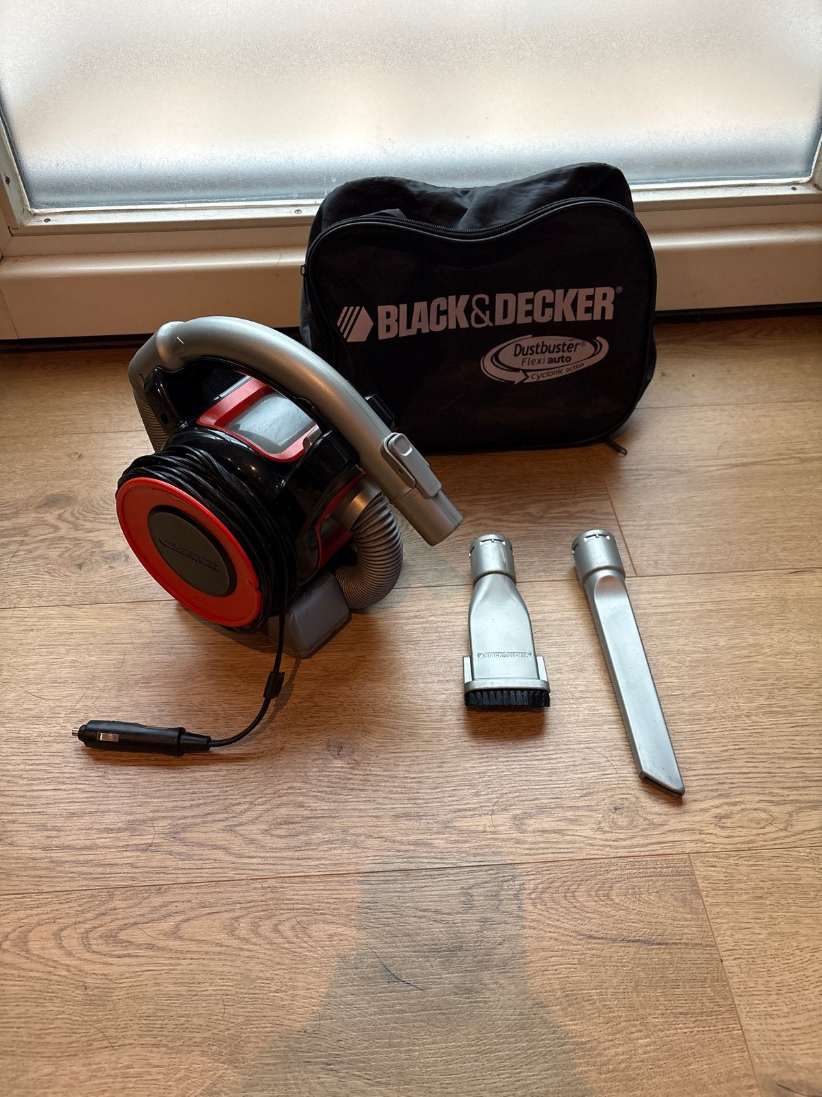 Black & Decker Dustbuster Flexi Auto Stofzuiger 12V, Ophalen, Gebruikt, Kruimeldief, Reservoir