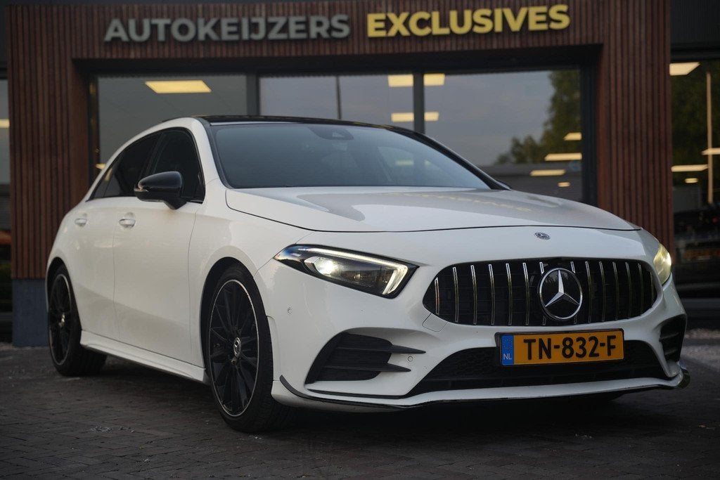Mercedes-Benz A-klasse 200 Launch Edition Premium Plus AMG p, Gebruikt, Euro 6, 4 cilinders, Leder en Stof