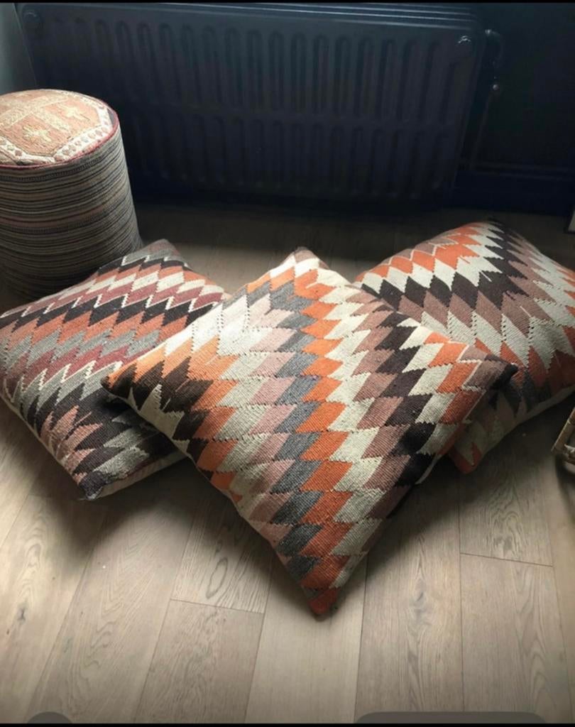 Kelim kussens, Huis en Inrichting, Woonaccessoires | Kussens, Ophalen of Verzenden, Zo goed als nieuw, Vierkant