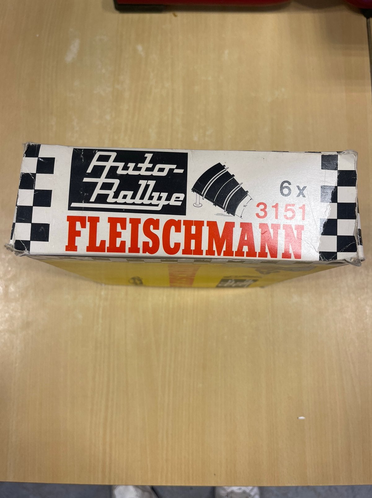 Fleischmann basndeel 3151 voor racebaan van 13,50 voor 10 e, Ophalen of Verzenden, Zo goed als nieuw, Elektrisch, Fleischmann