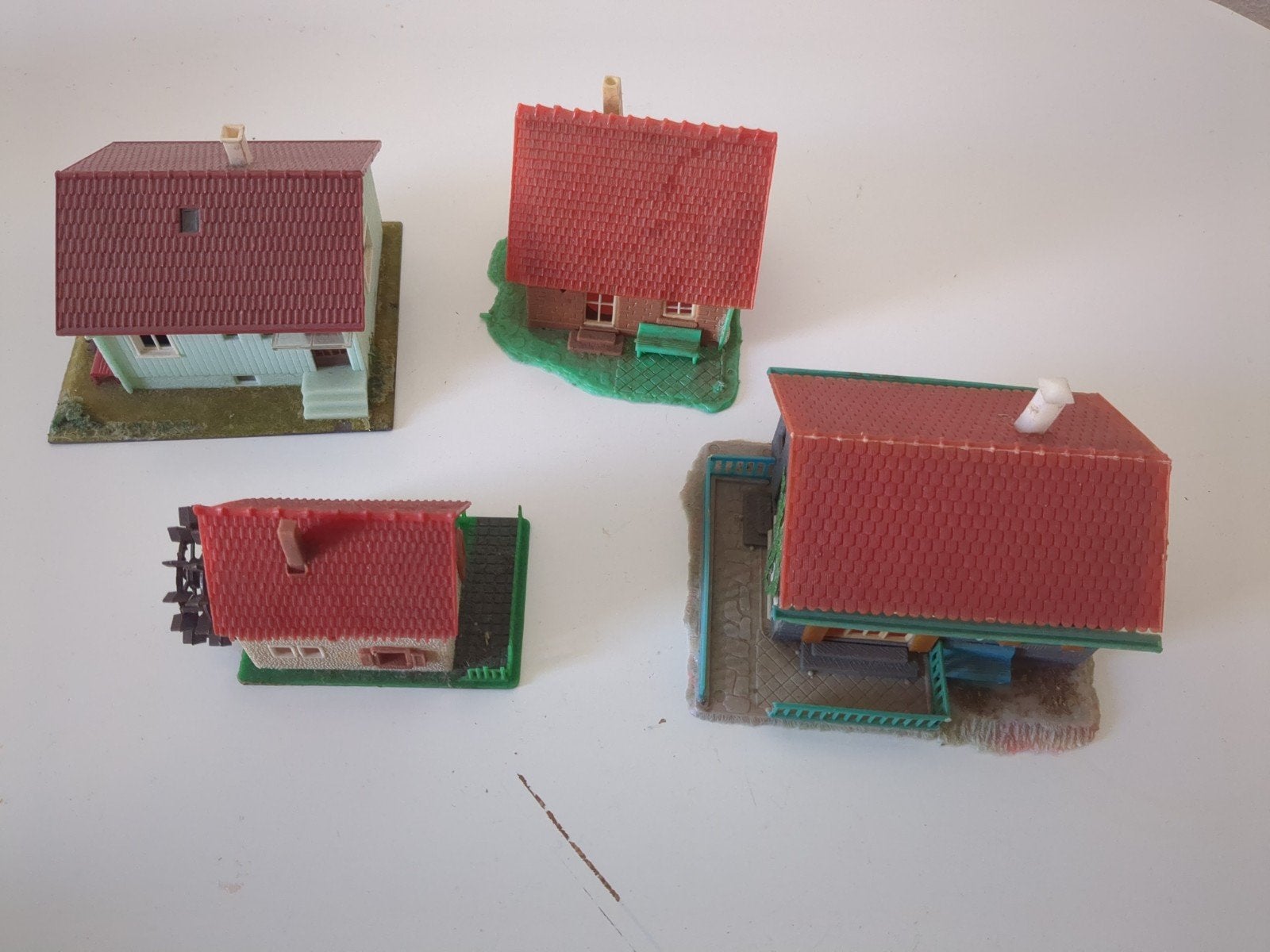 4 Vintage Faller modelspoor huisjes uit jaar 50 of 60, Hobby en Vrije tijd, Modelbouw | Overige, Ophalen of Verzenden