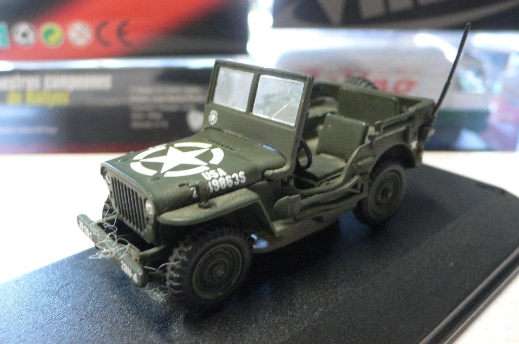 jeep wilys 1944-bevrijding van parijs -victoria #002 - 1/43, Verzenden, Zo goed als nieuw, Auto, Overige merken