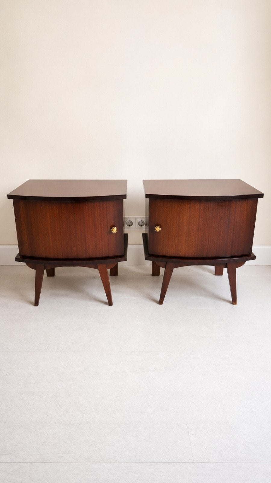 Vintage Mid Century Nachtkastjes, Huis en Inrichting, Ophalen of Verzenden, Zo goed als nieuw, Minder dan 45 cm