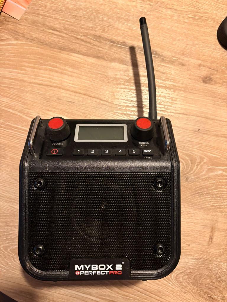 Mybox 2 perfect pro bouwwradio, Audio, Tv en Foto, Radio's, Ophalen, Zo goed als nieuw, Bouwradio