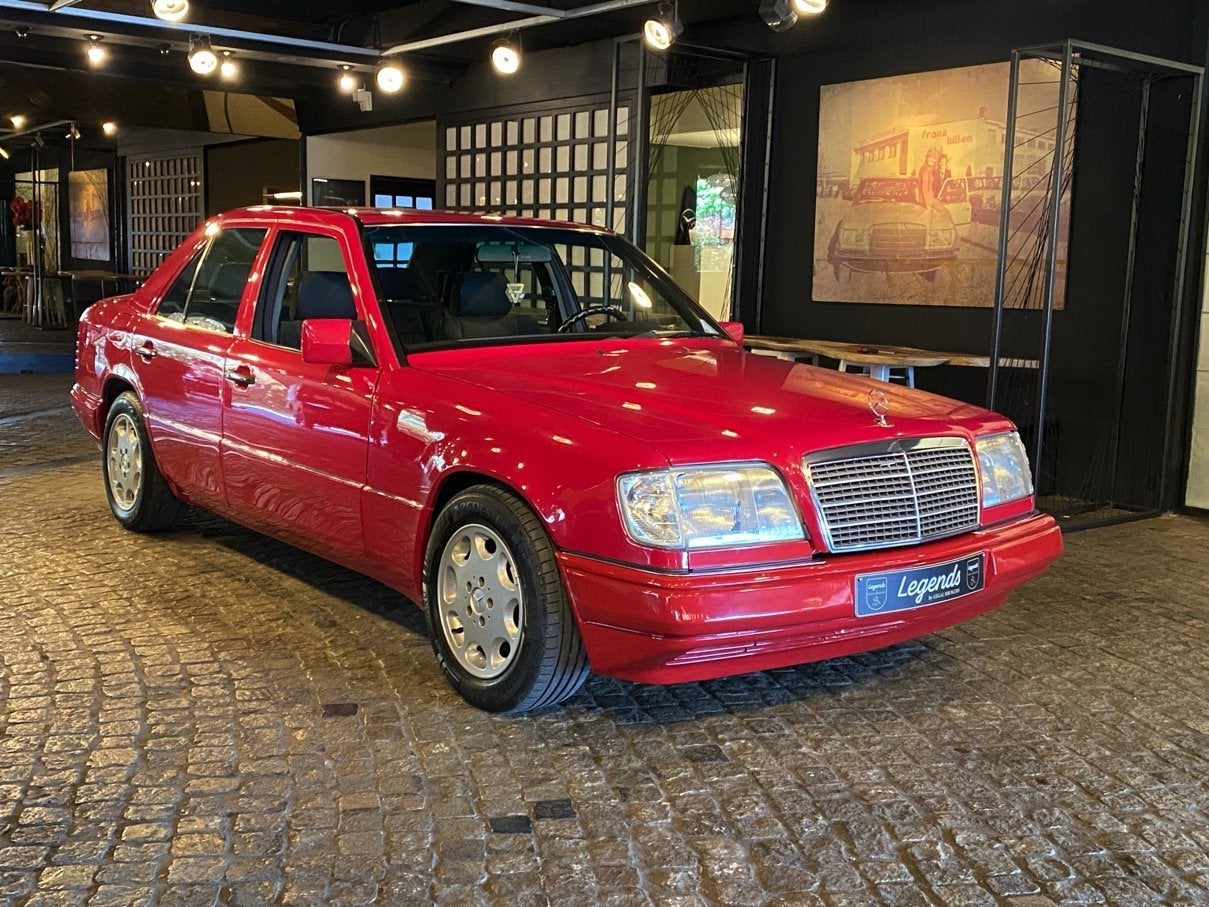 Mercedes-Benz E-Klasse 320 E 320 W124 Berline GETRAG Manueel, Auto's, Bedrijf, Handgeschakeld, Sedan, LPG