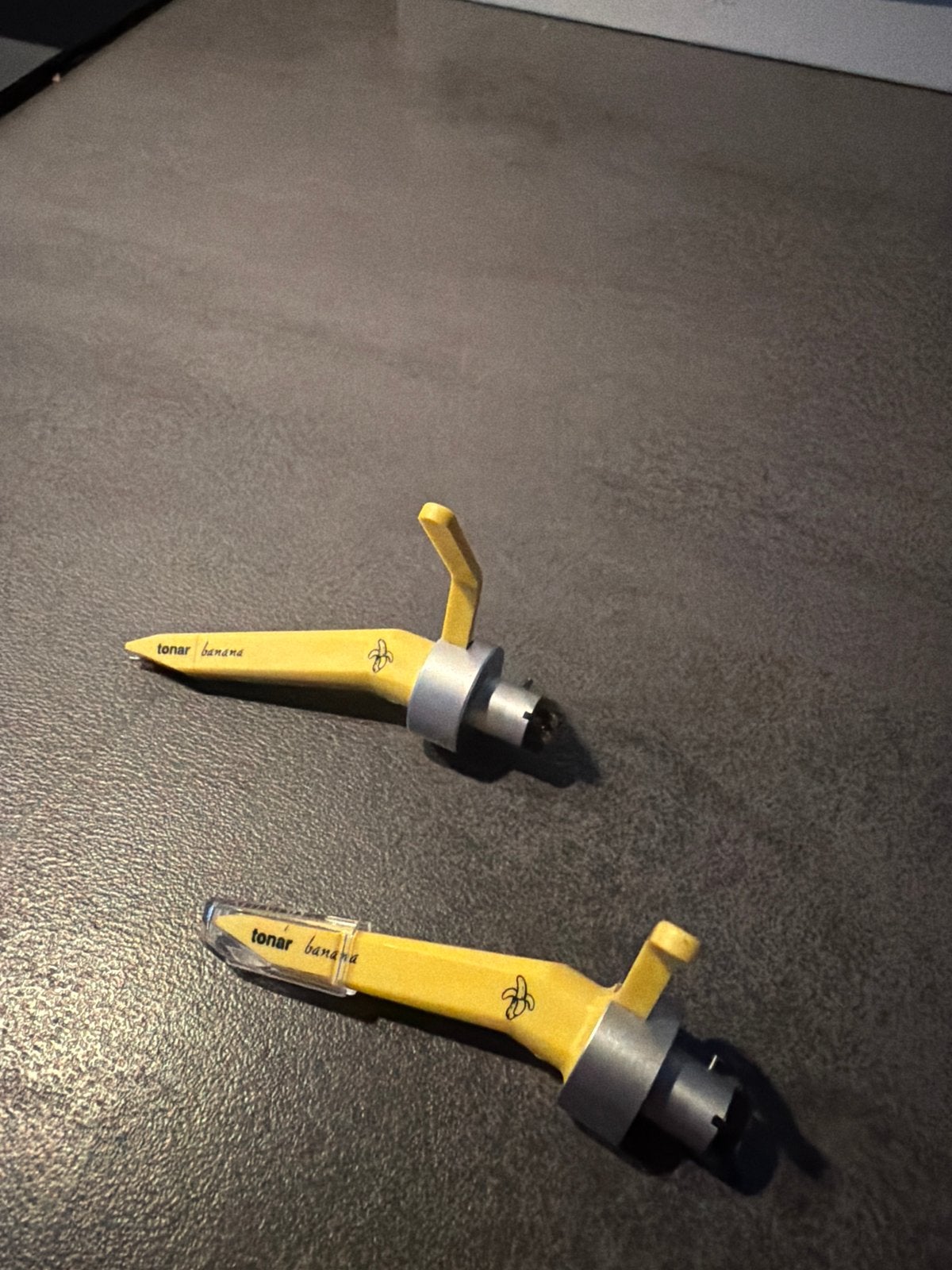 Tonar Banana Elementen voor Platenspeler (2 stuks), Audio, Tv en Foto, Ophalen, Gebruikt, Platenspeler-onderdeel, Overige merken