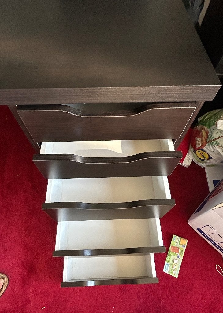 Zwart tiener bureau ikea, Ophalen, 150 cm, Spaanplaat of MDF, Schoolbureau