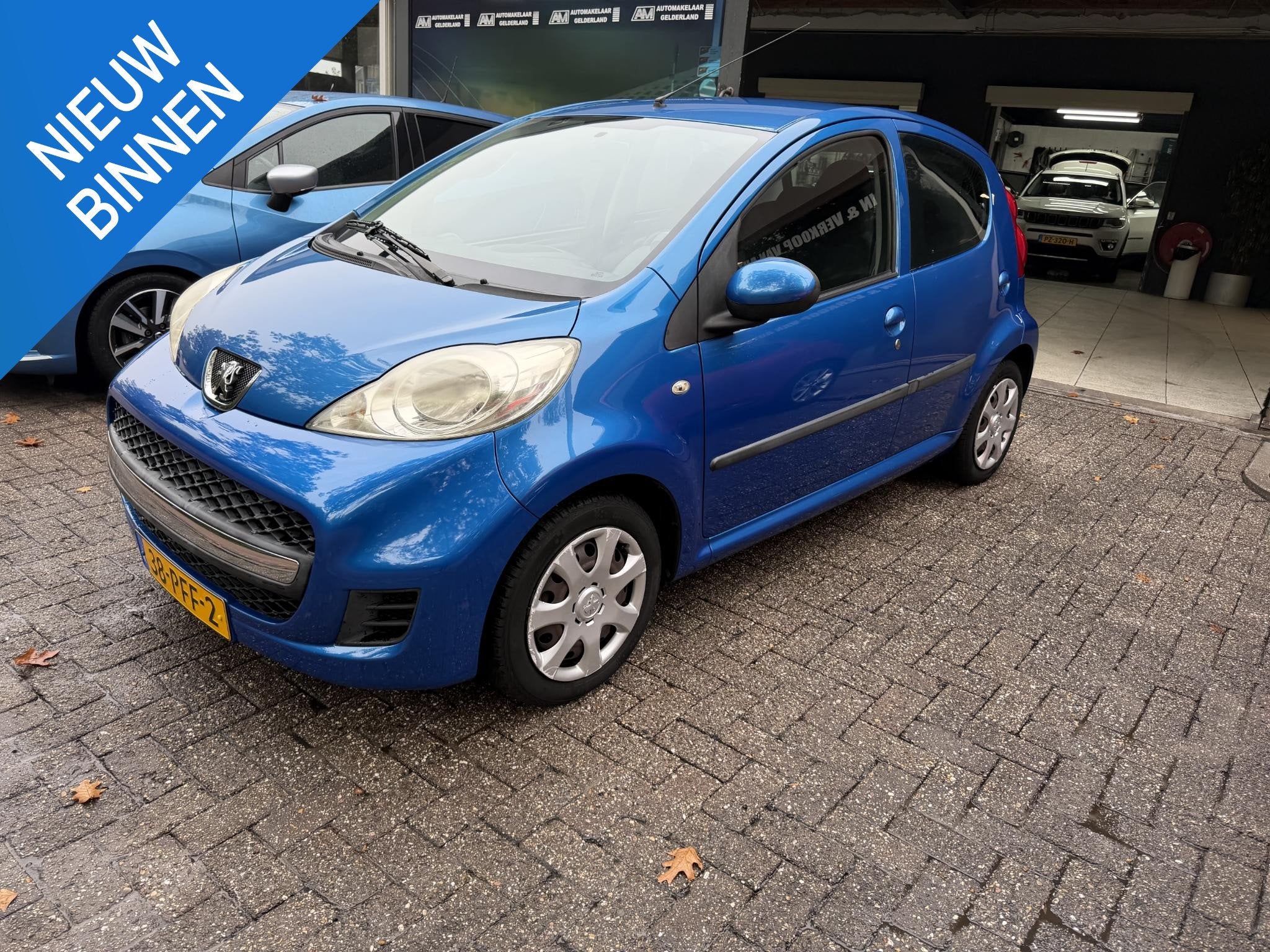 Peugeot 107 1.0-12V Millesim 200 | 1E EIGENAAR | 3/6 OF 12MN, Auto's, Voorwielaandrijving, Stof, Gebruikt, 68 pk