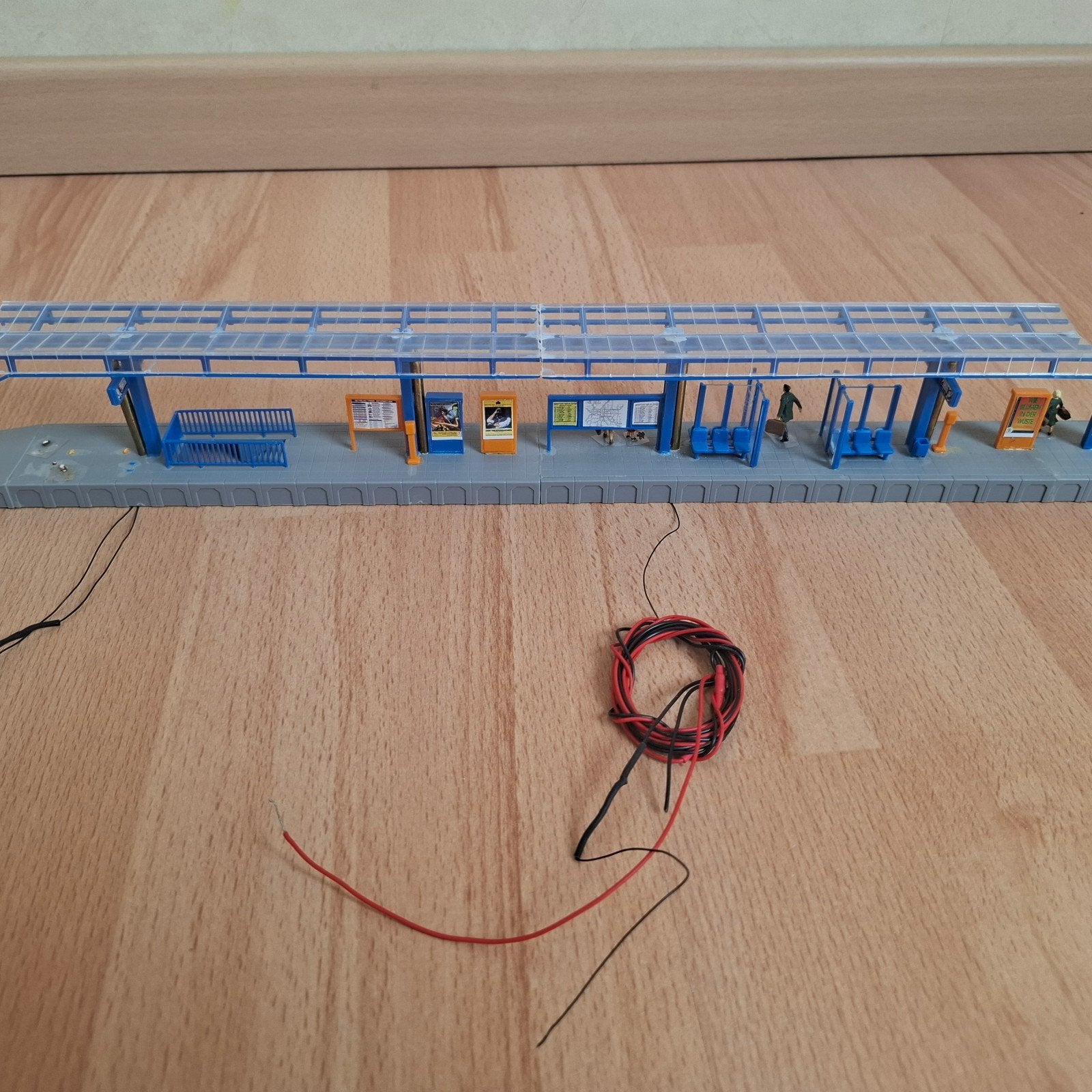 Volmer station 43538, Hobby en Vrije tijd, Modeltreinen | H0, Ophalen, Gelijkstroom of Wisselstroom, Brug, Tunnel of Gebouw, Overige merken