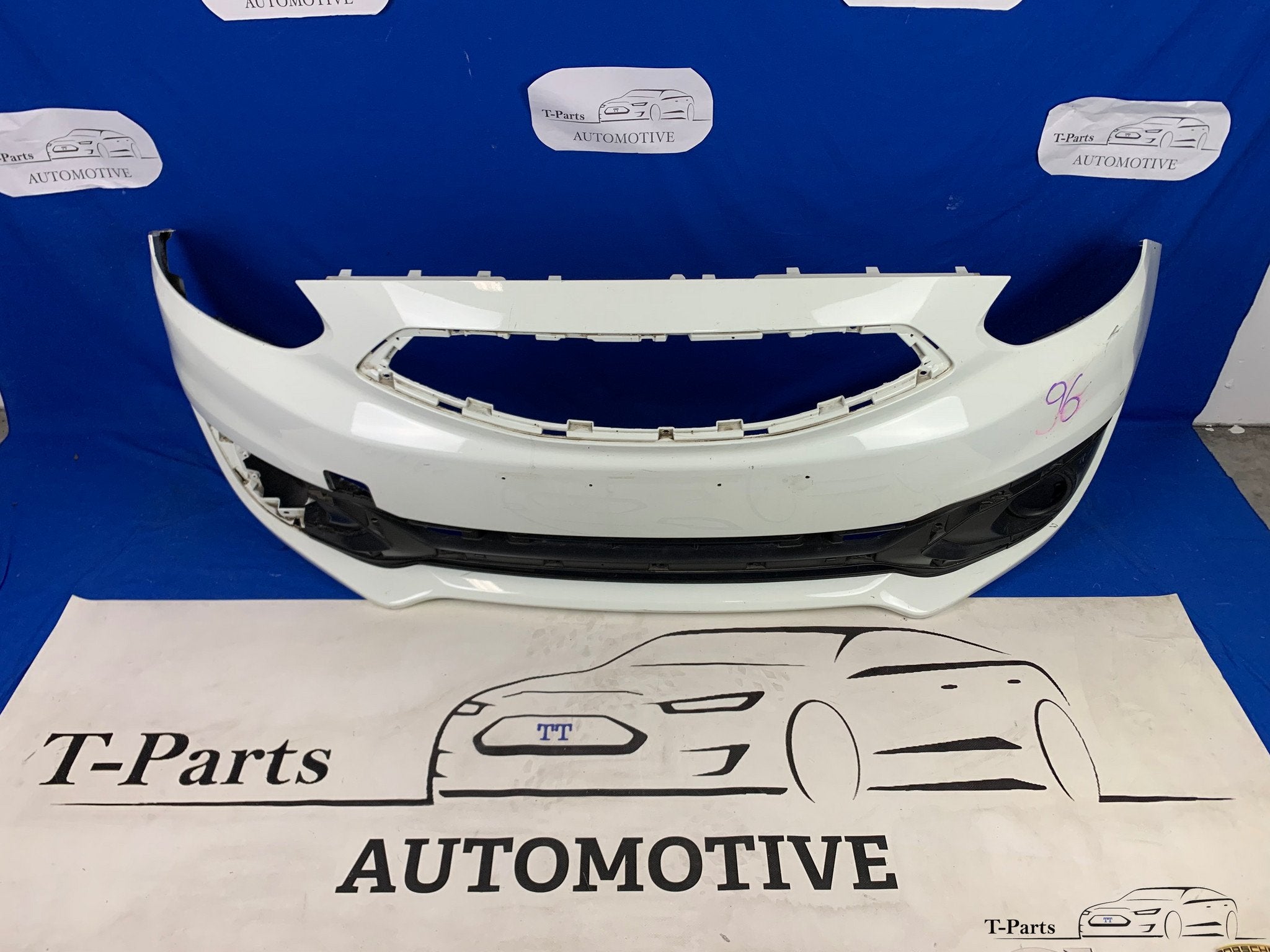 Mitsubishi space star voorbumper origineel bumper 2016+, Info@fabrikant.eu, Voor, Ophalen of Verzenden, Fabrikantstraat 1
1000 AA  Amsterdam