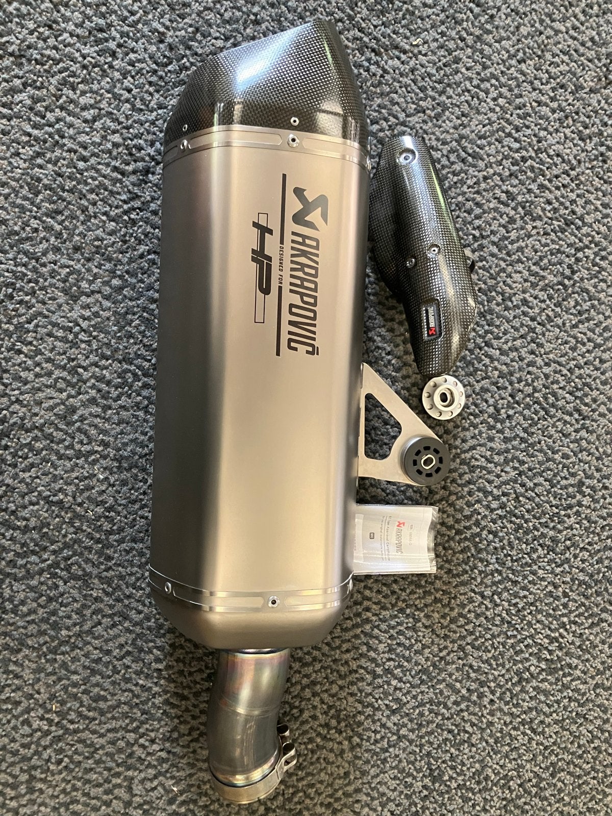 Akrapovic Slip-on Demper BMW R 1200/1250 GS/GSA E-keur, Ophalen, Gebruikt