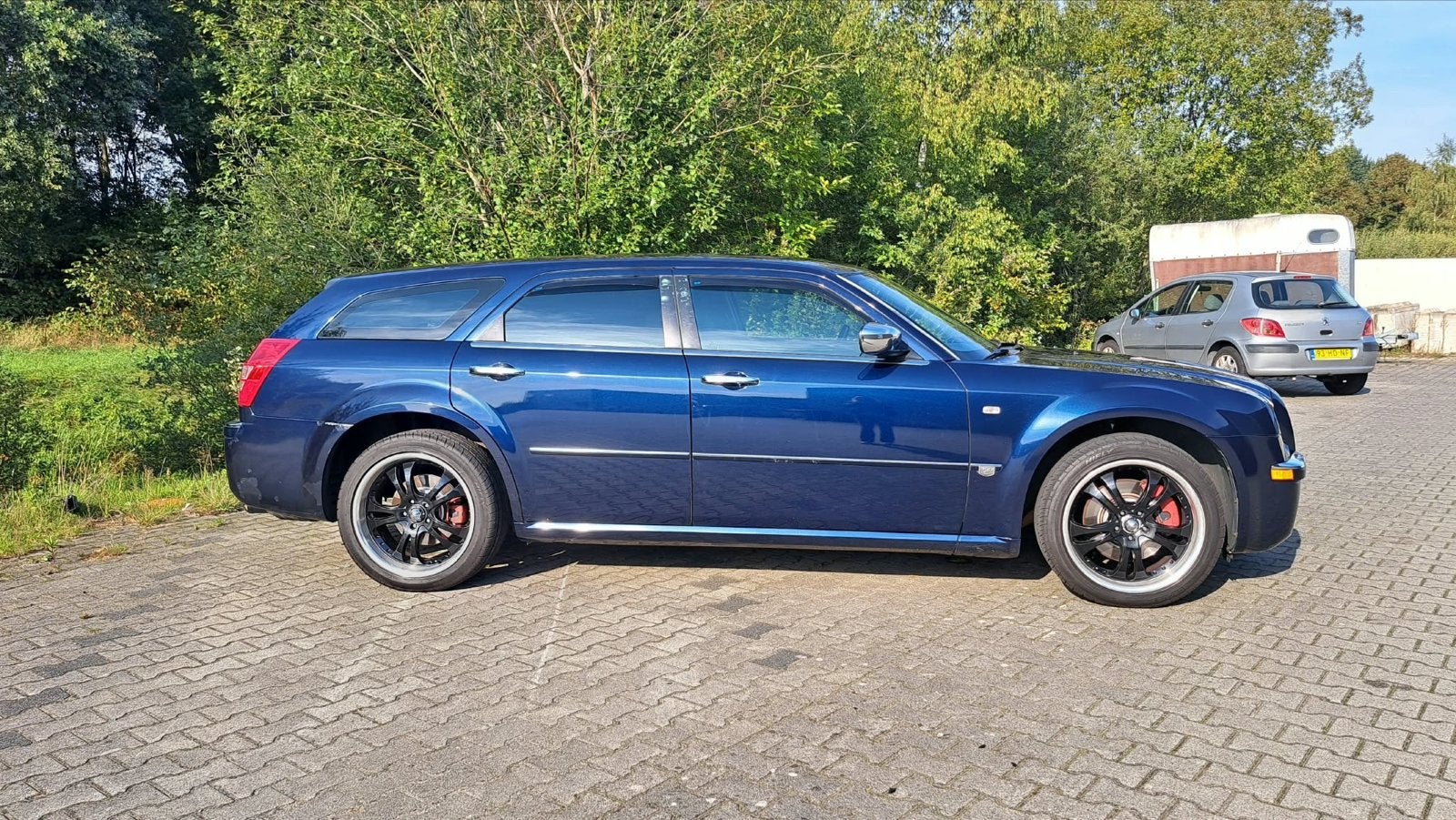 Chrysler 300C 5.7 I V8 Touring AWD AUT 2005 Blauw, Auto's, Automaat, 450 kg, 5654 cc, Blauw