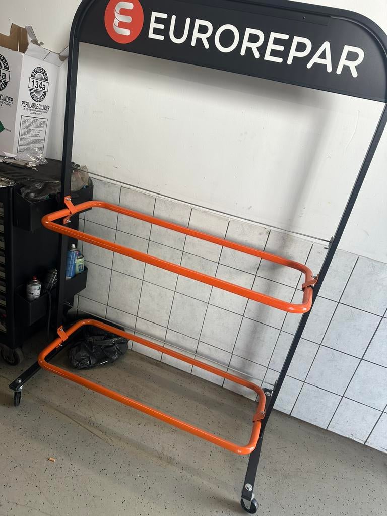 Autobanden  rekken 12 x nieuwe in doos, Auto diversen, Velgenbomen, Ophalen of Verzenden, Zo goed als nieuw