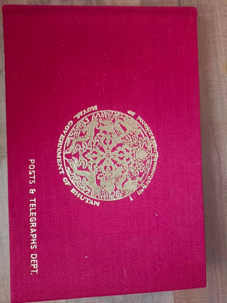 Zeldzame postzegelcollectie Bhutan (Royal Government), Postzegels en Munten, Ophalen of Verzenden, Buitenland