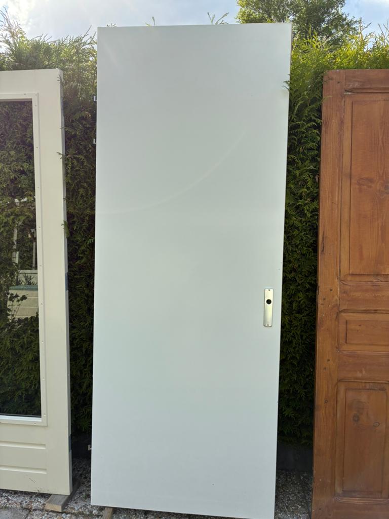 Deur met stalen kozijn .opdek z.g.a.n., Ophalen, Nieuw, Binnendeur, 215 cm of meer