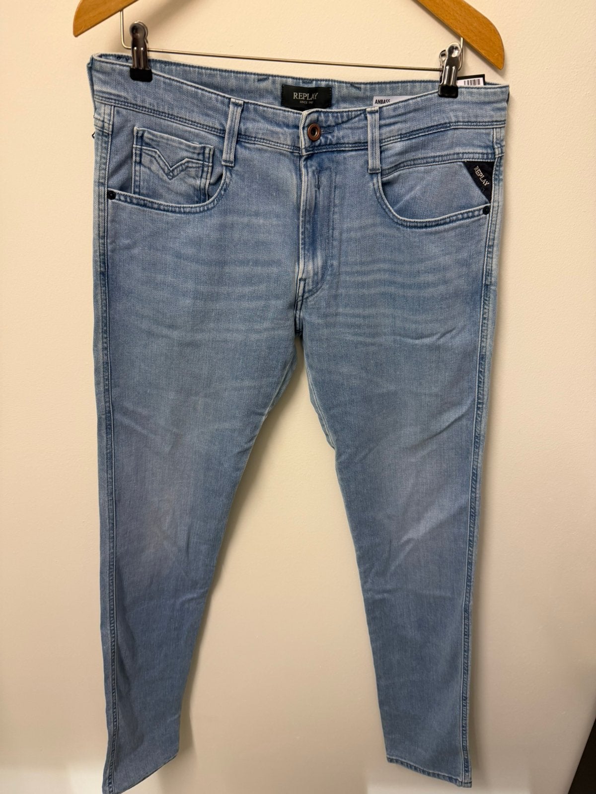 Nieuwe Replay Anbass heren jeans 33-34, Kleding | Heren, Verzenden, Nieuw, Blauw, W33 - W34 (confectie 48/50)