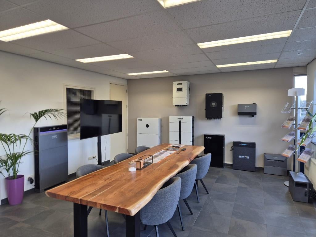 Thuisbatterij op maat | Ervaren installateur met showroom, Ophalen of Verzenden, Nieuw, Compleet systeem, 200 wattpiek of meer