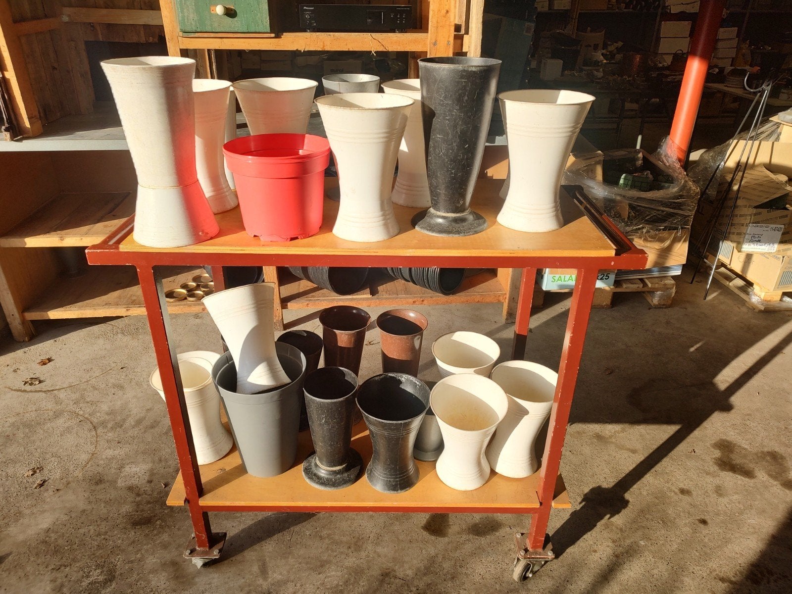 kunstof bloempot in meerdere maten en kleuren en vormen., Ophalen, Kunststof, Minder dan 30 cm, Rond