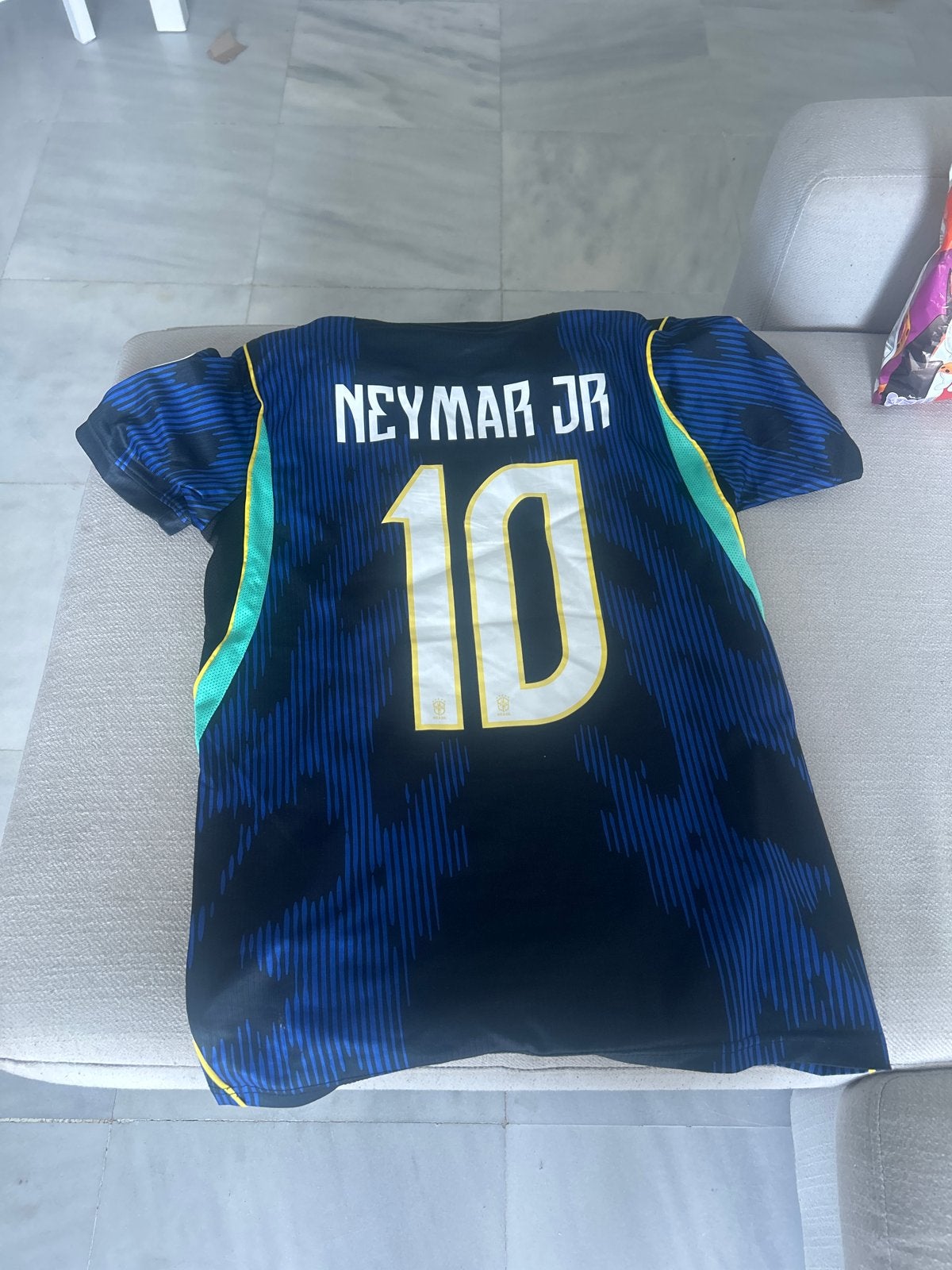 Neymar Jr. Brazilië thuisshirt - Maat M, Maat M, Ophalen of Verzenden, Zo goed als nieuw, Shirt
