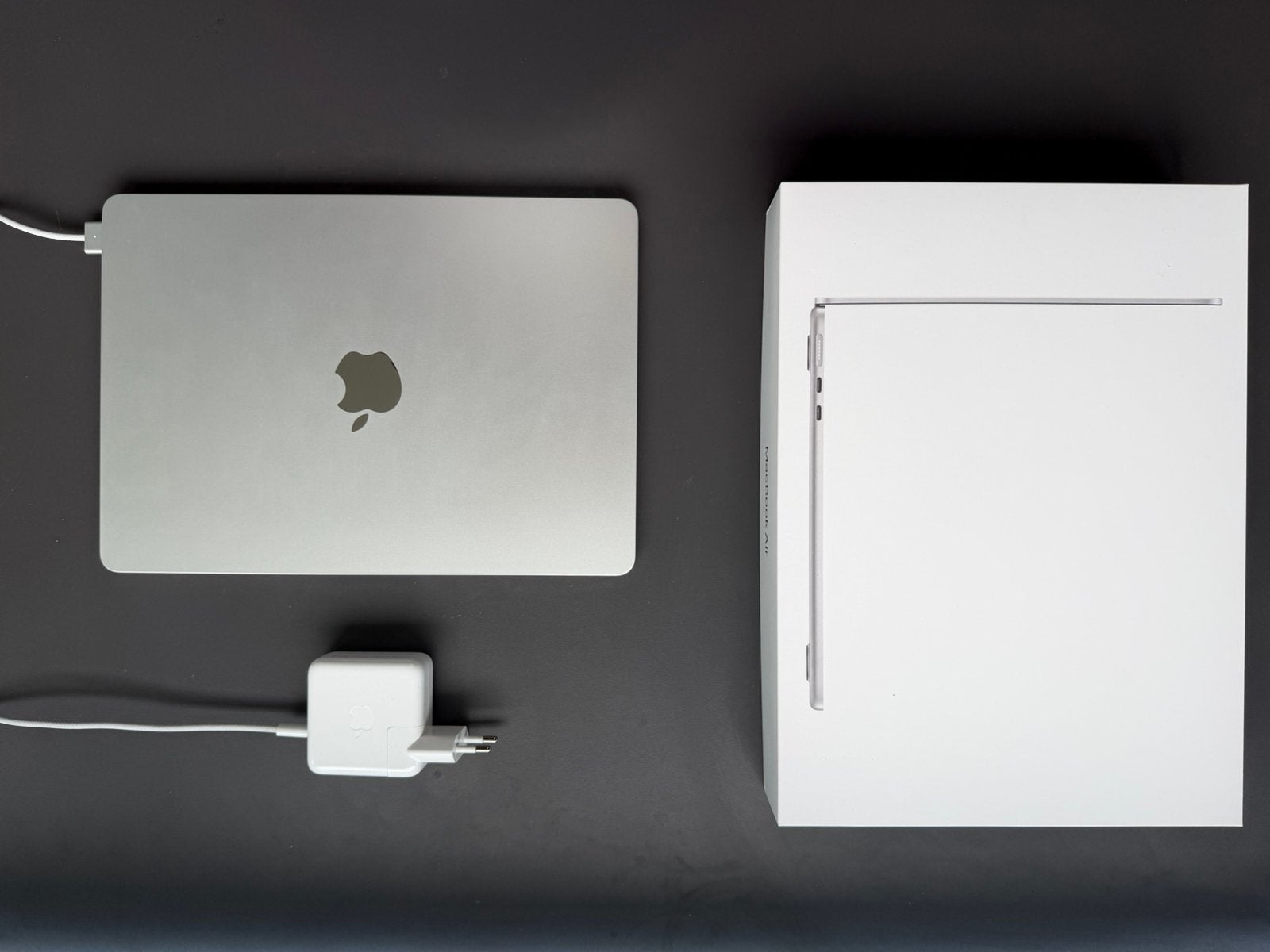 MacBook Air M5 2026 13 inch | 16GB RAM | 512GB met factuur