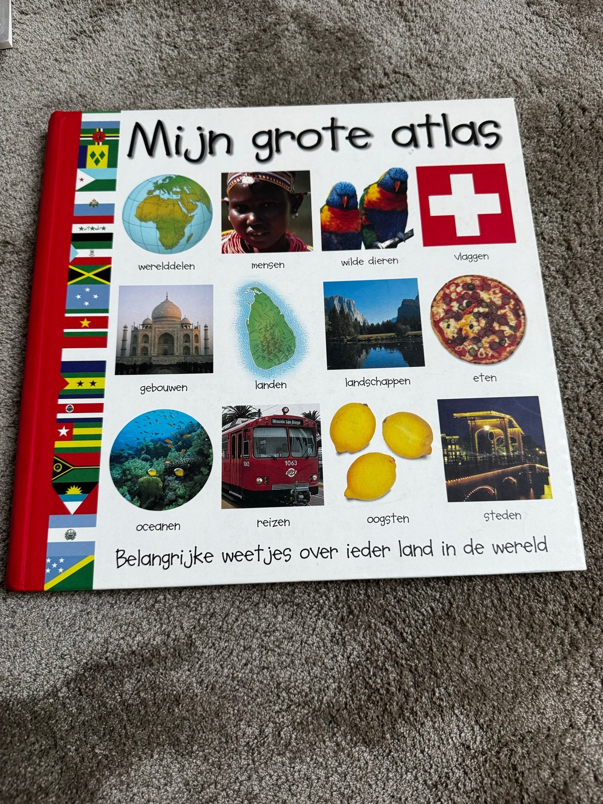 Mijn Grote Atlas - Educatief Kinderboek, Overige atlassen, 2000 tot heden, Ophalen of Verzenden, Zo goed als nieuw