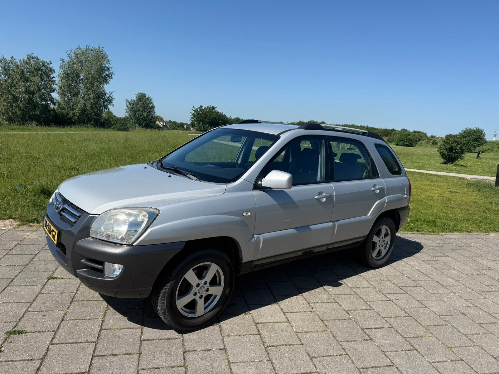 Kia Sportage 2.0 2WD 2005 APK AIRCO, 1442 kg, 4 cilinders, Origineel Nederlands, 75 €/maand