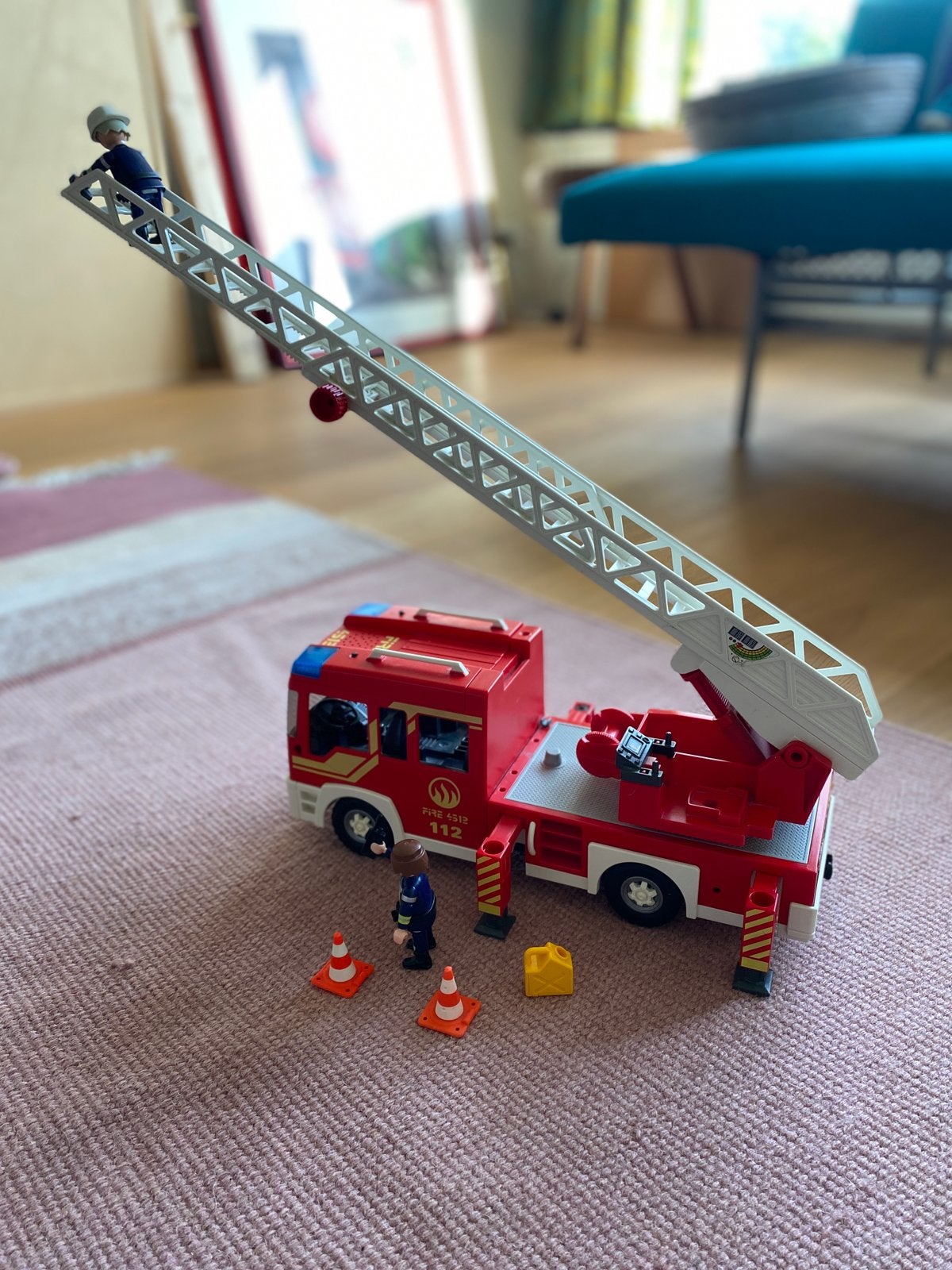 Brandweerladderwagen Fire 4512 met licht, geluid, accesoires, Complete set, Voertuig, Ophalen of Verzenden, Zo goed als nieuw