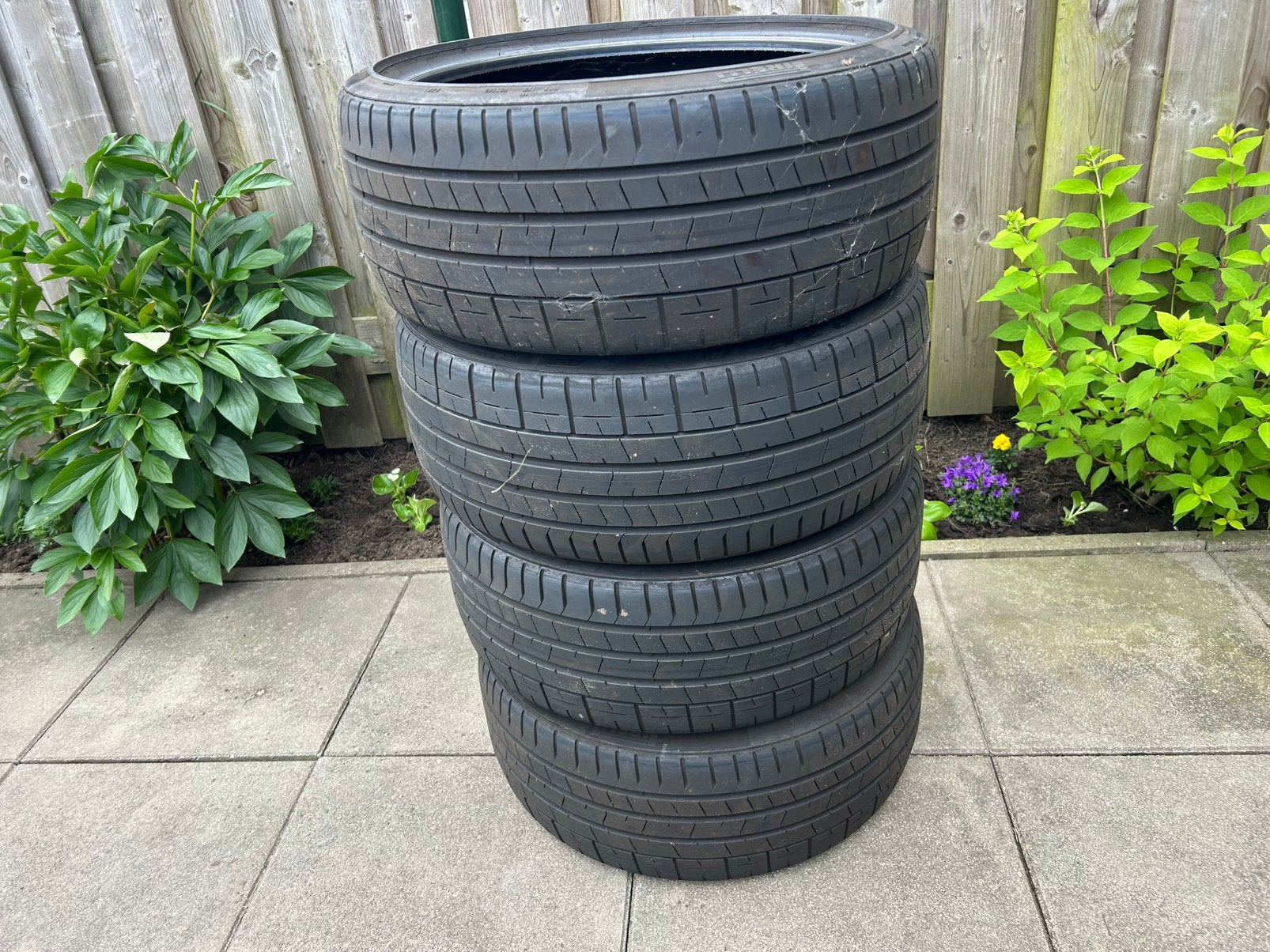 Pirelli zomerbanden 235/35/R19, Gebruikt, 235 mm, Band(en), Zomerbanden