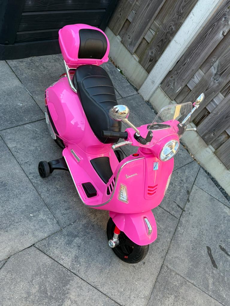 Vespa kinder scooter, Ophalen, Zo goed als nieuw