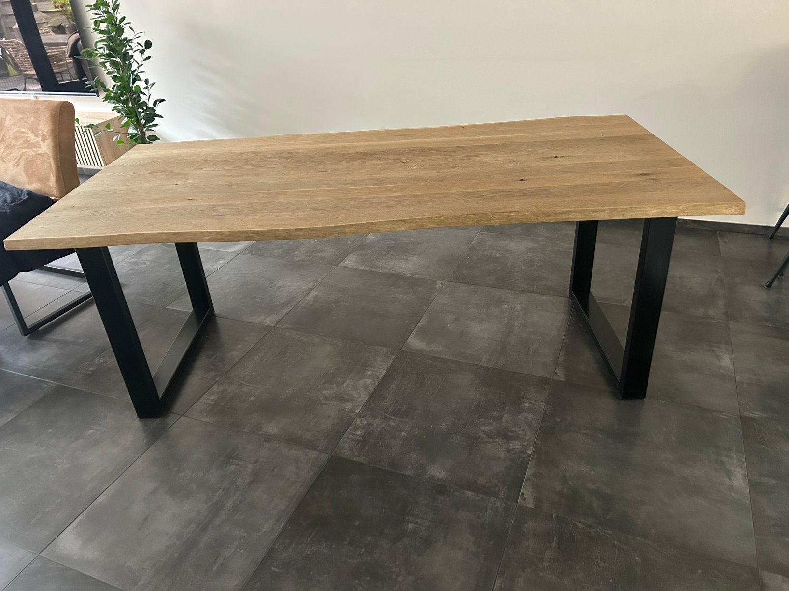 Boomstamtafel eiken met U-poot- Karwei - bieden, Huis en Inrichting, Ophalen, Eikenhout, 50 tot 100 cm, Zo goed als nieuw