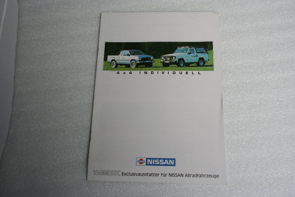 Folder Nissan 4x4 Individuell (07-1987) (51), Ophalen of Verzenden, Zo goed als nieuw, Nissan