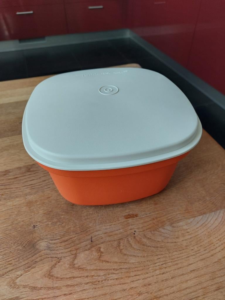 Tupperware serveerwonder 24x24x13, Huis en Inrichting, Keuken | Tupperware, Ophalen of Verzenden
