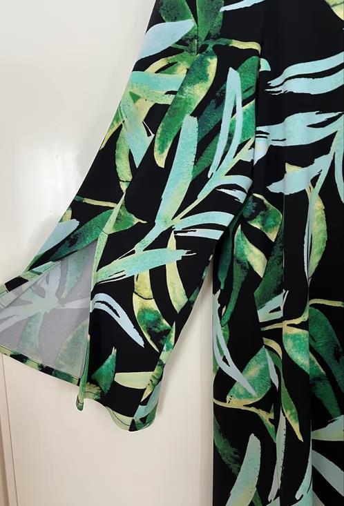 Joseph Ribkoff zwart/groene top maat 42[dmv], Kleding | Dames, Overige kleuren, Maat 42/44 (L), Ophalen of Verzenden, Zo goed als nieuw