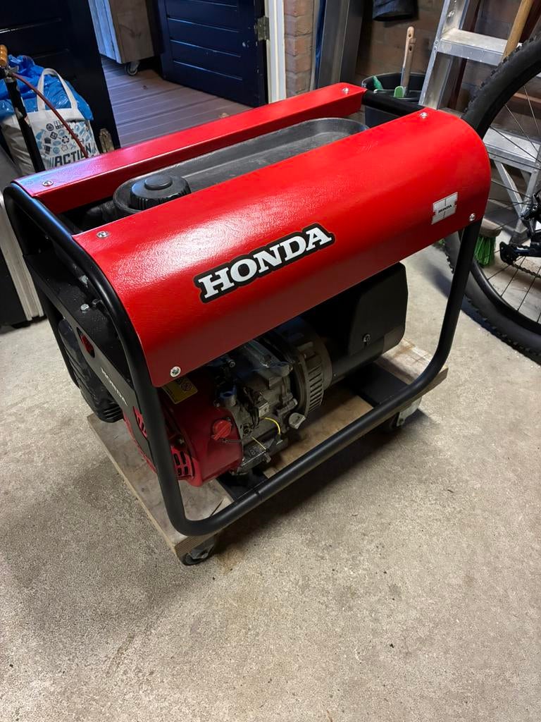 Honda Pramac aggregaat, Ophalen, Zo goed als nieuw, Minder dan 5 kVA, Benzine